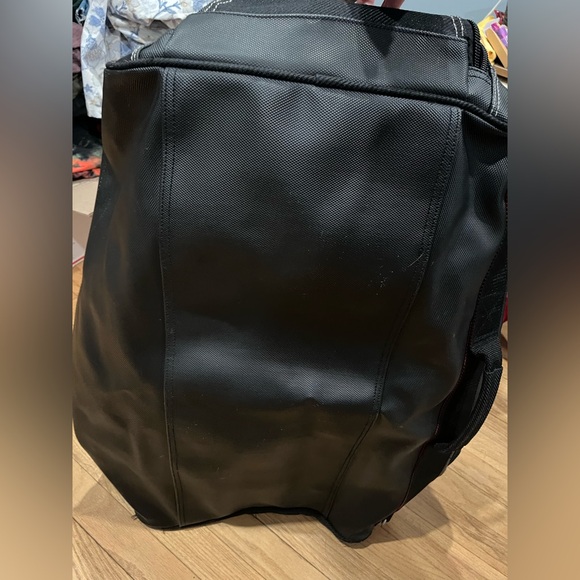 Vintage Marlboro duffle bag EUC - Picture 3 of 5